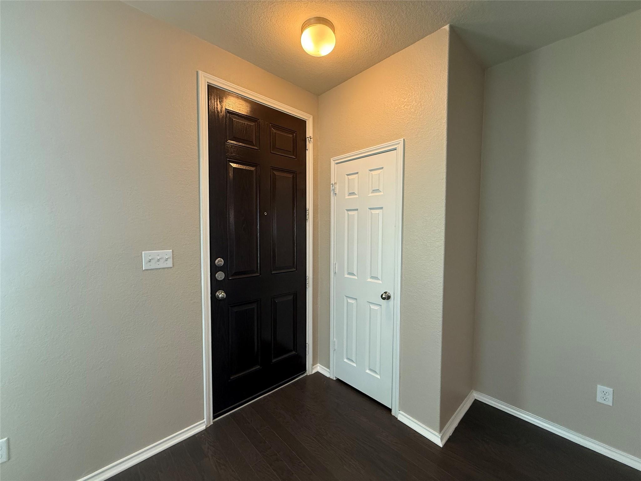 225 Russet TRL — photo 3