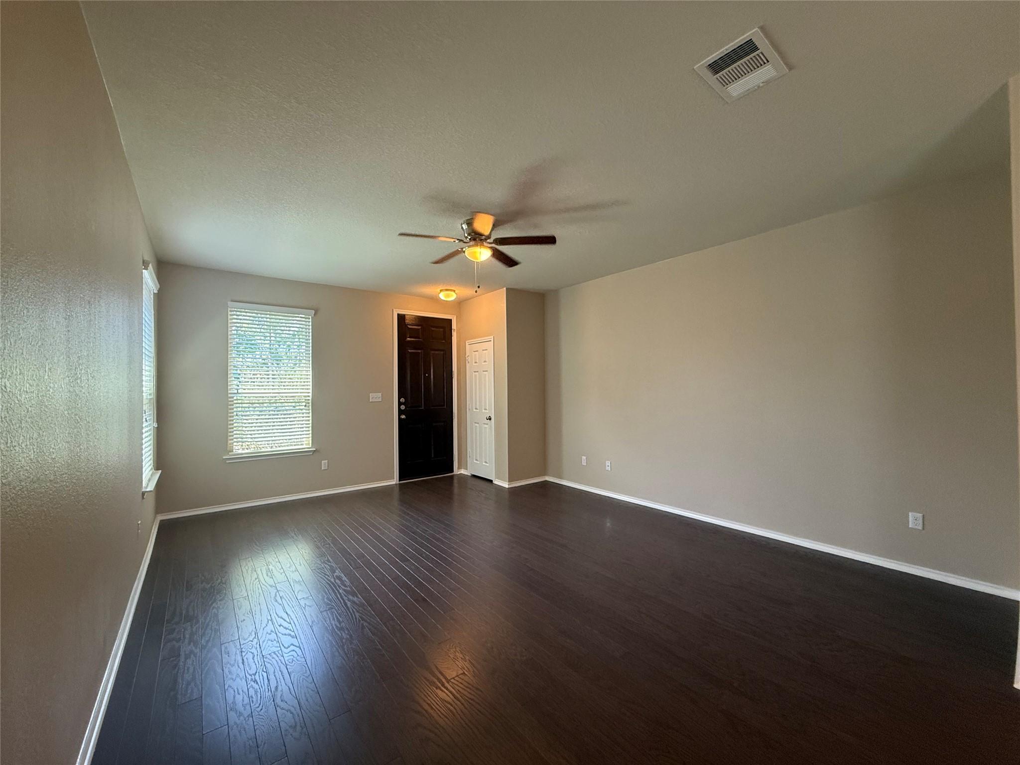 225 Russet TRL — photo 4