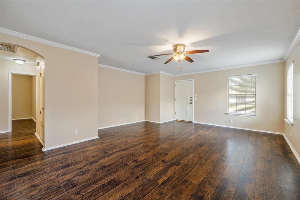 104 Brentwood DR — photo 4