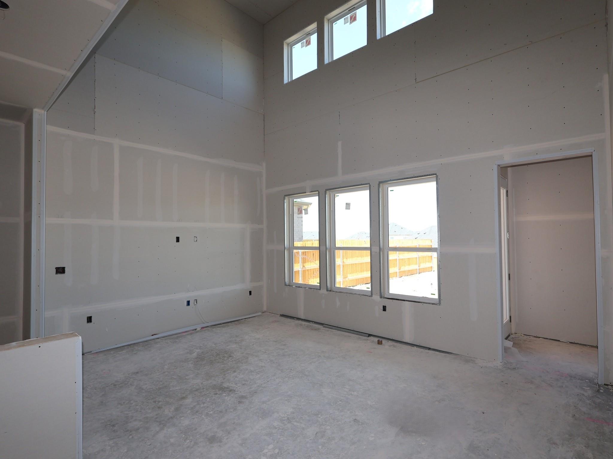 836 Corvallis DR — photo 3