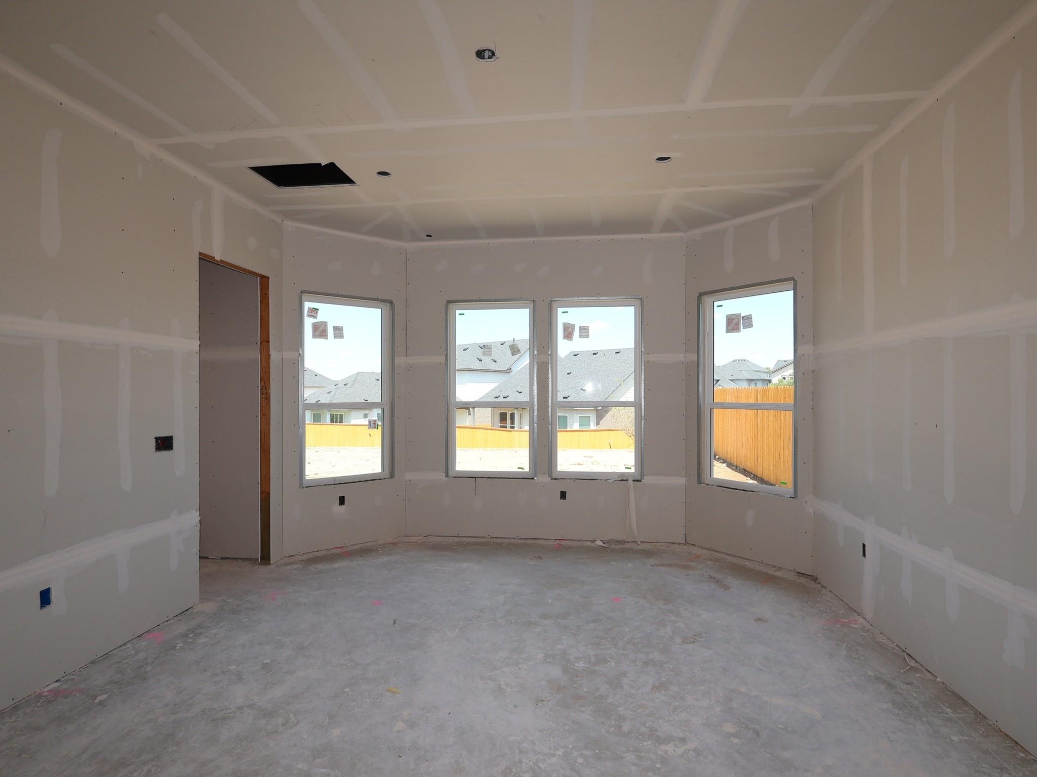 836 Corvallis DR — photo 4
