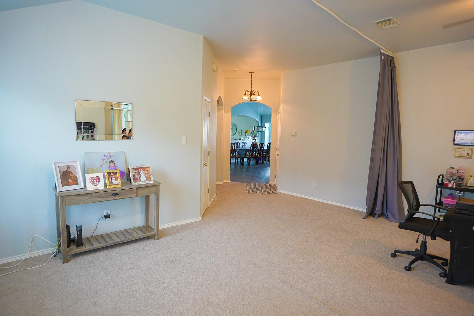 149 Firwood — photo 3