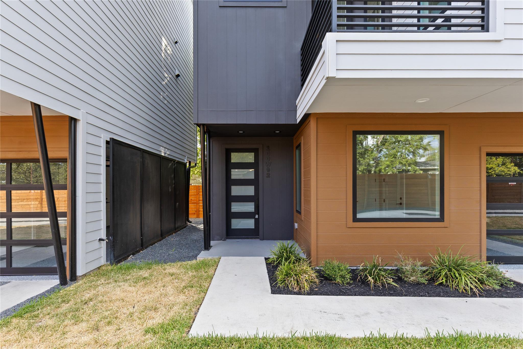 100 Odell ST #2 — photo 3