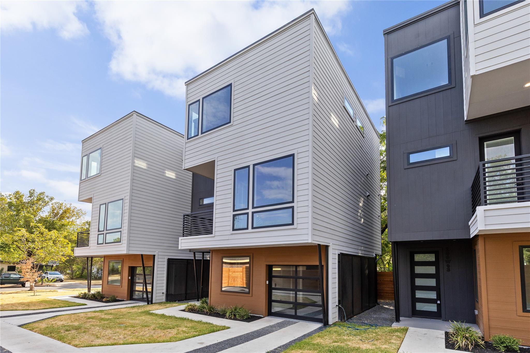 100 Odell ST #2 — photo 4