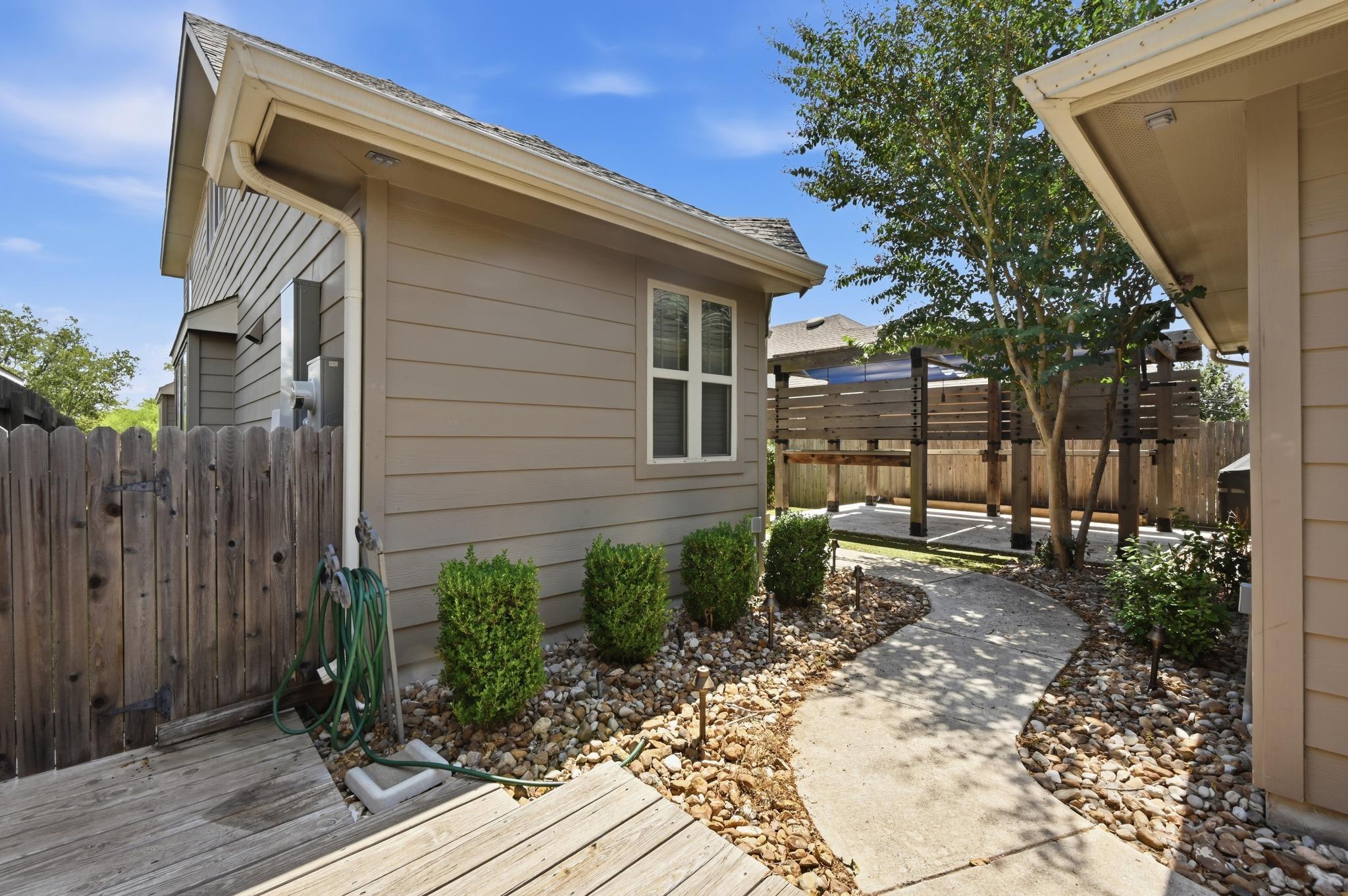 814 Silo ST — photo 5