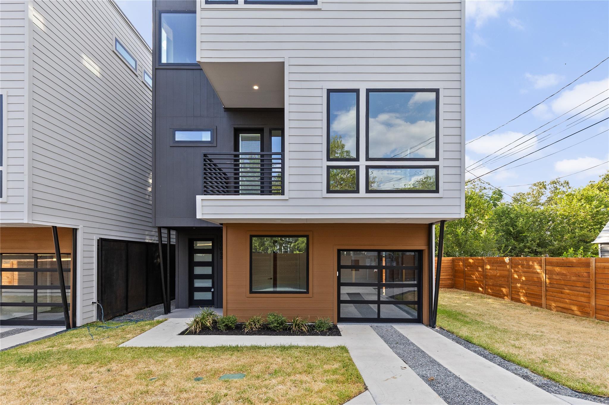 100 Odell ST #3 — photo 3