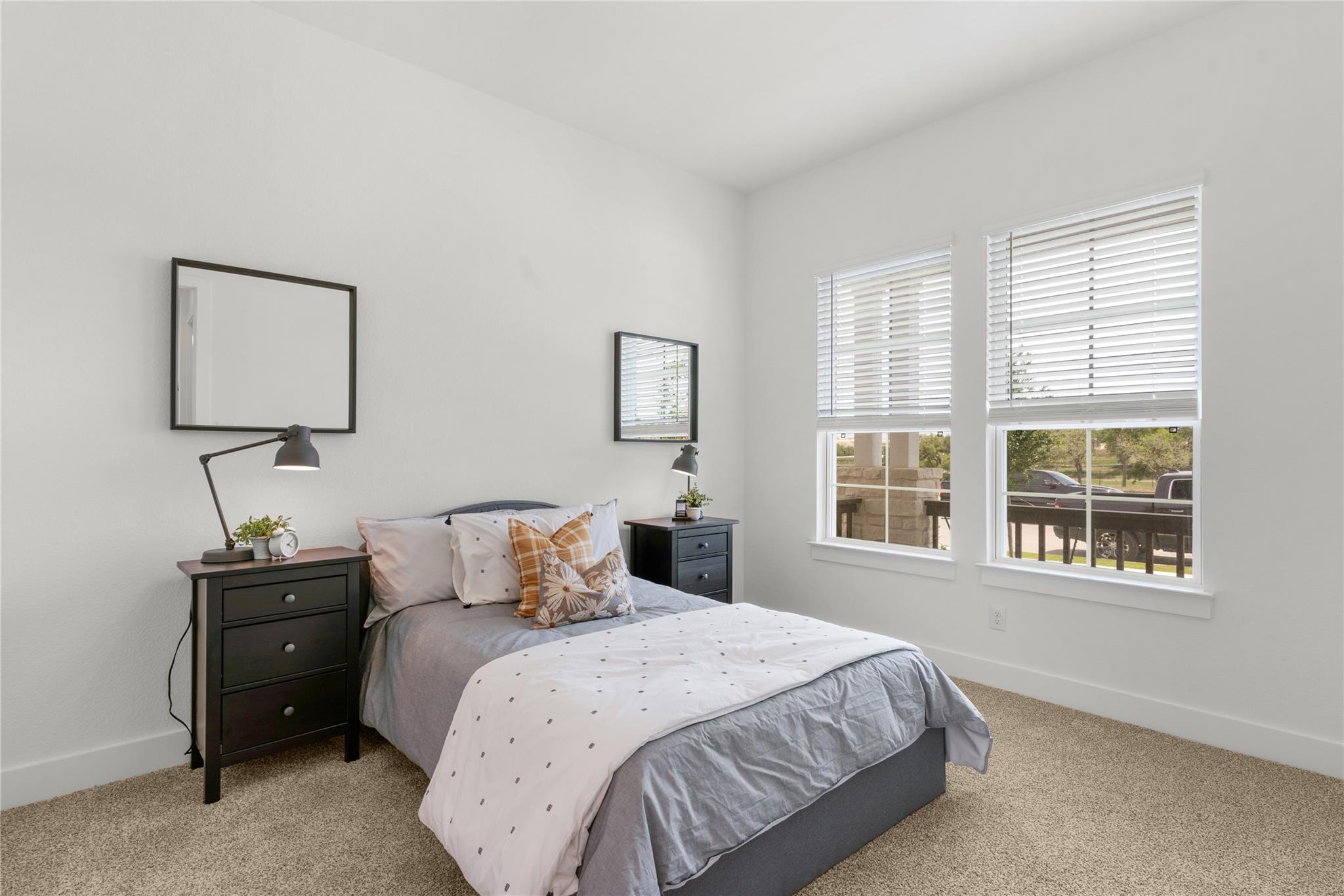 231 Oak Blossom RD — photo 4