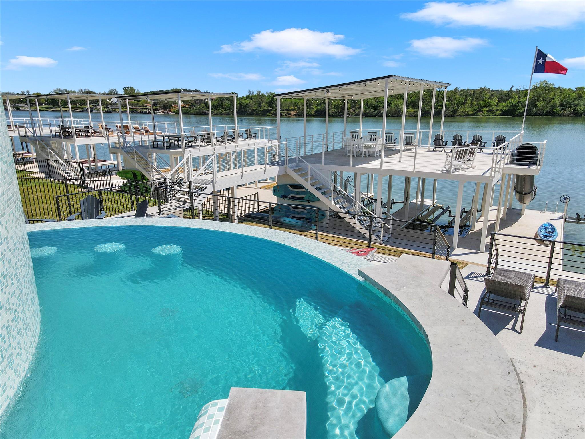 3204 River Oaks DR — photo 5