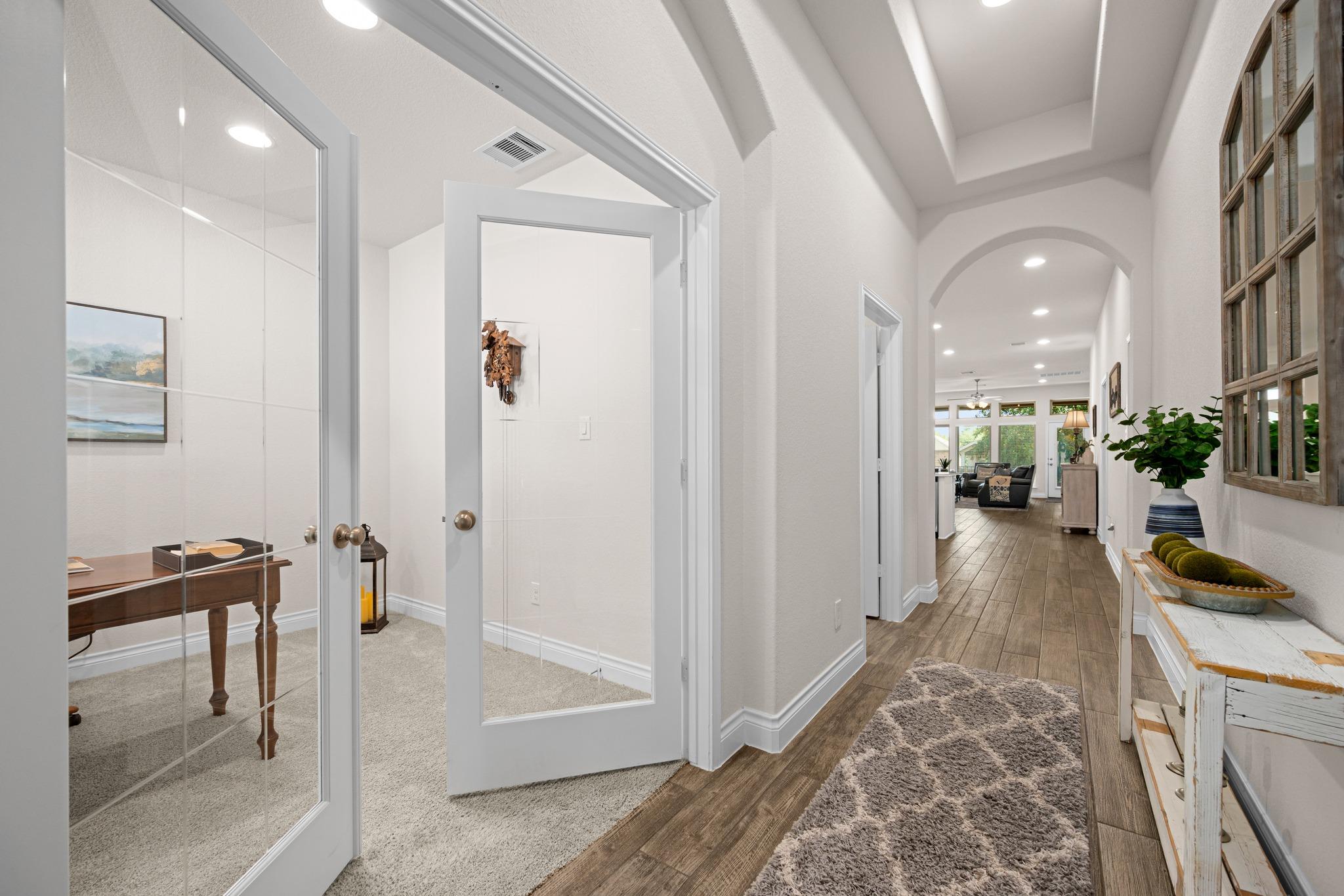 2404 Brook Crest WAY — photo 3