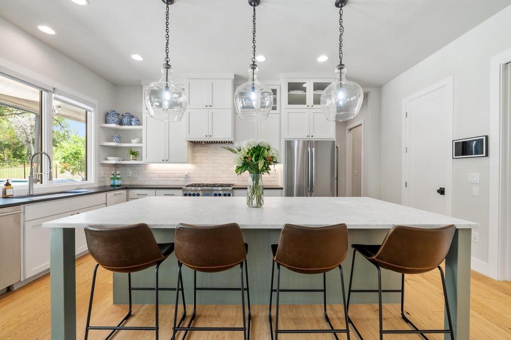 2600 Arion CIR — photo 3