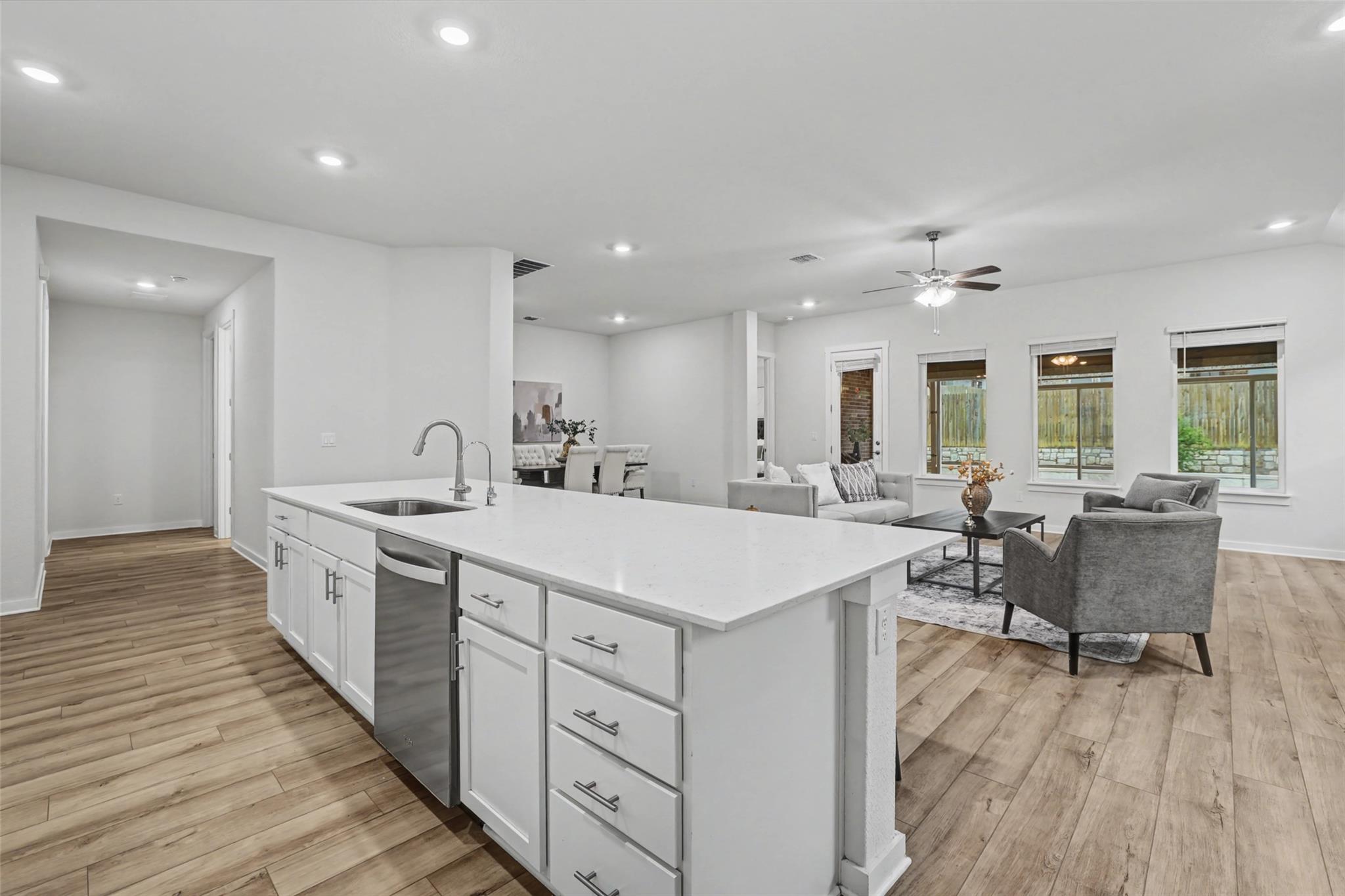 421 Abruzzi ST — photo 5