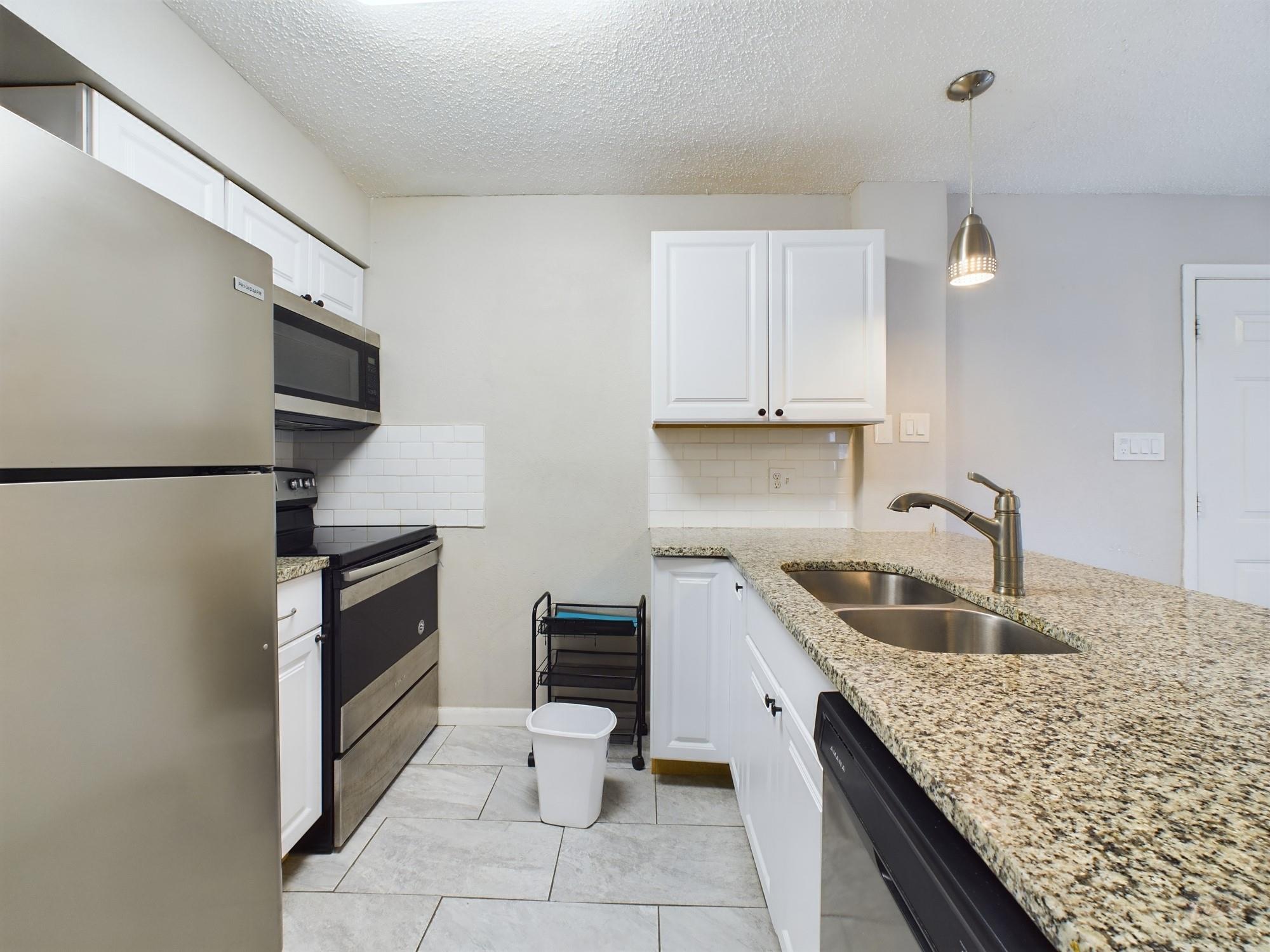 2510 San Gabriel ST #205 — photo 3