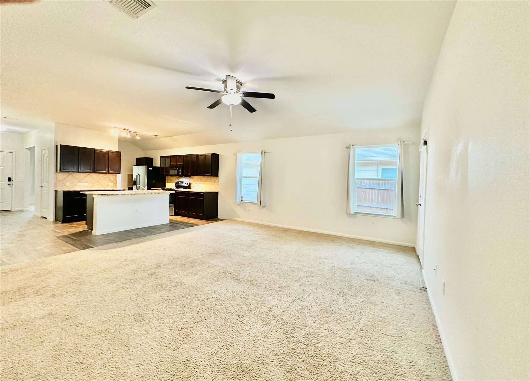 102 Acadia CV — photo 4