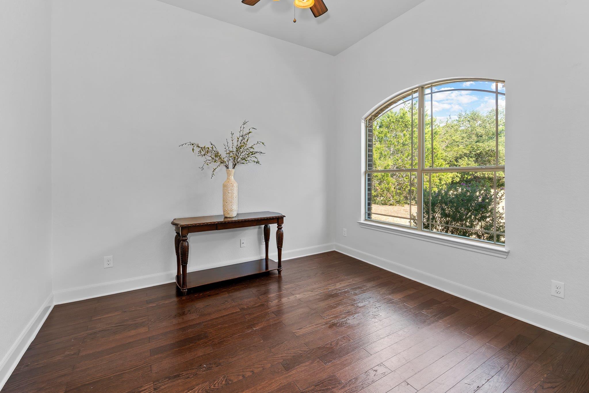 833 Pinnacle PKWY — photo 5