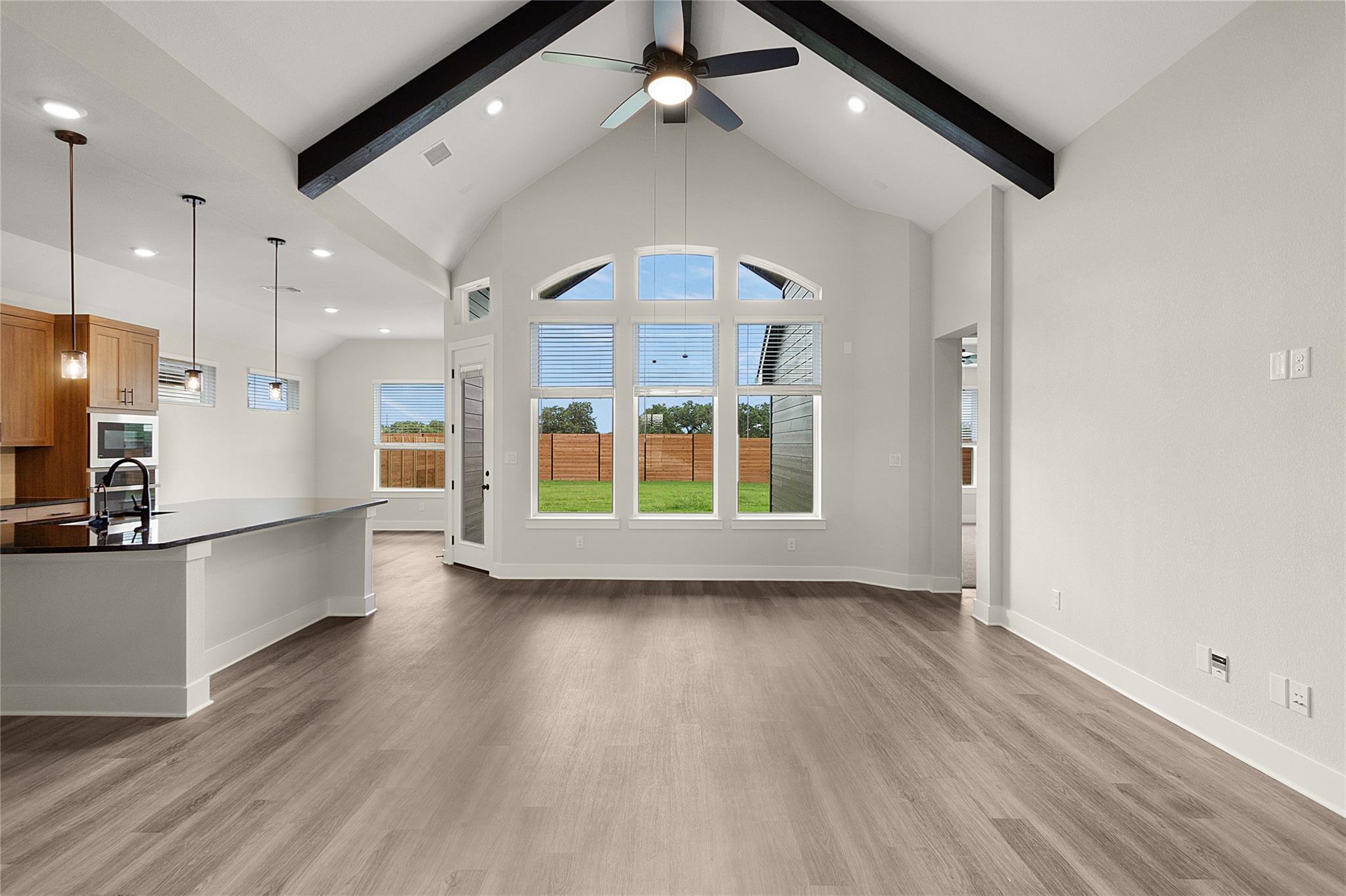 304 Ridgewell LOOP — photo 4