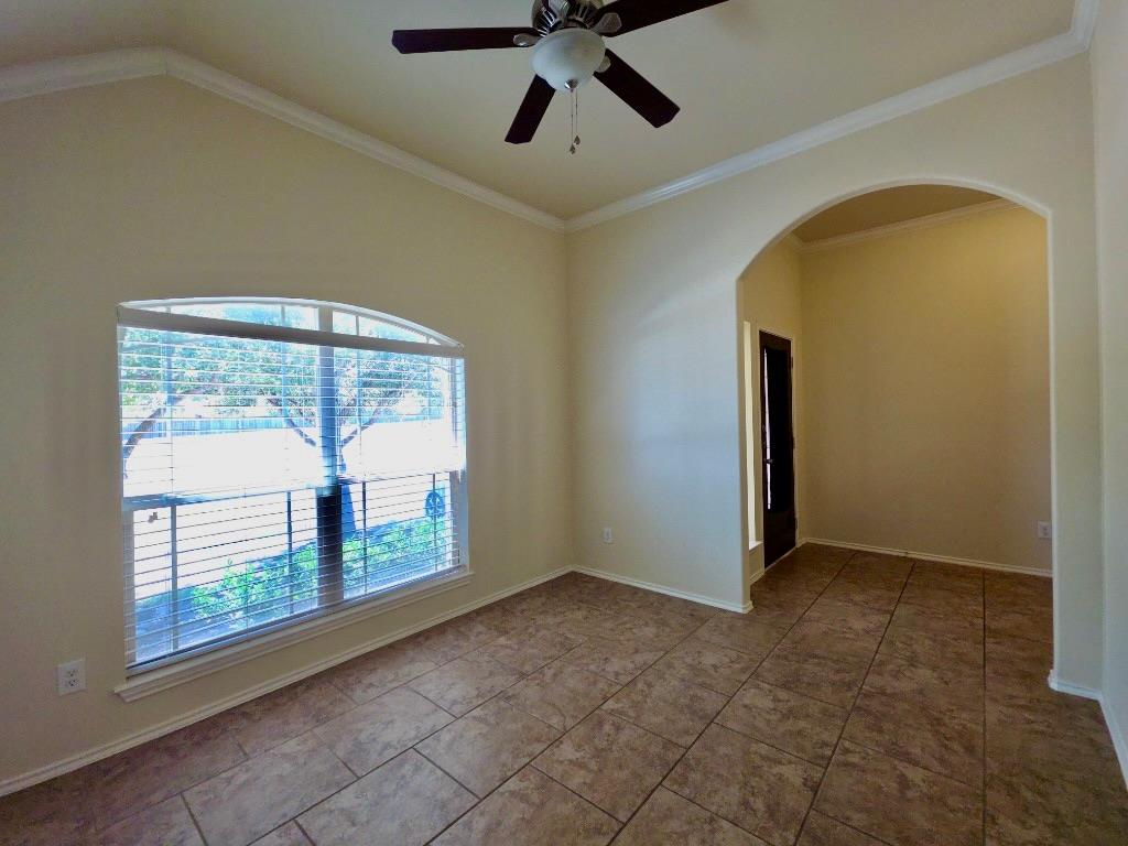124 Jasper TRL — photo 3