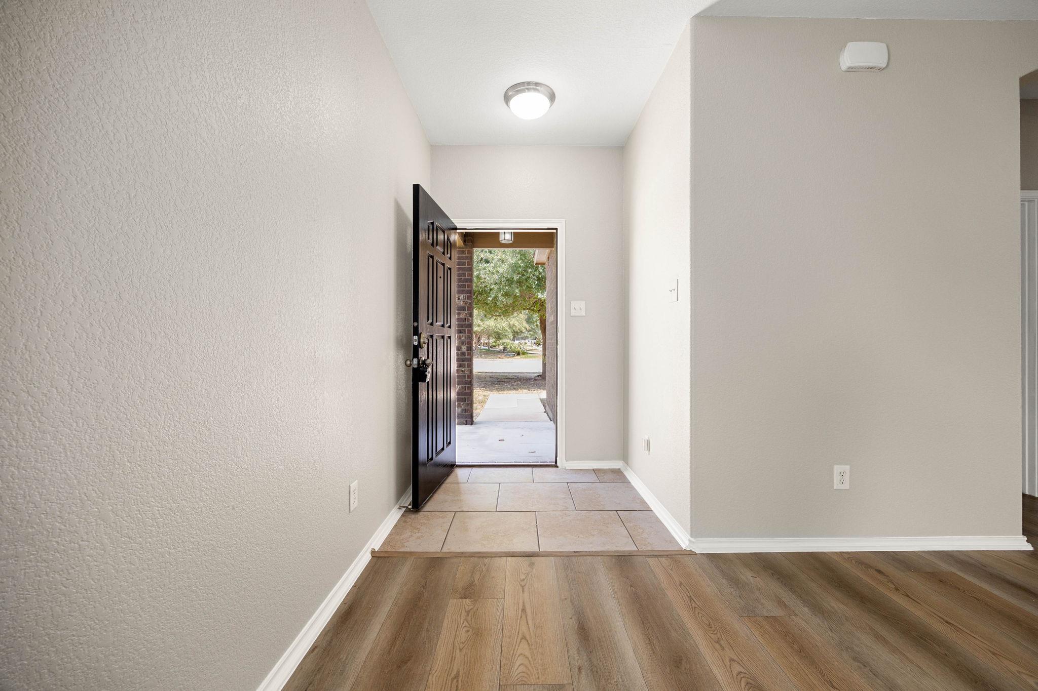 1200 Reagan Wells DR — photo 4