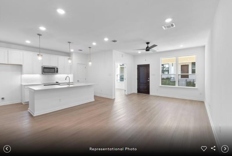1280 Main ST #504 — photo 4