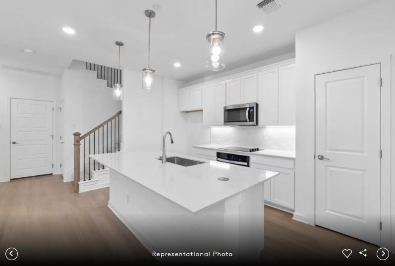 1280 Main ST #504 — photo 5