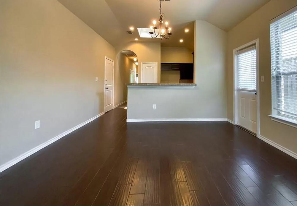 137 Creekside Villa DR — photo 3