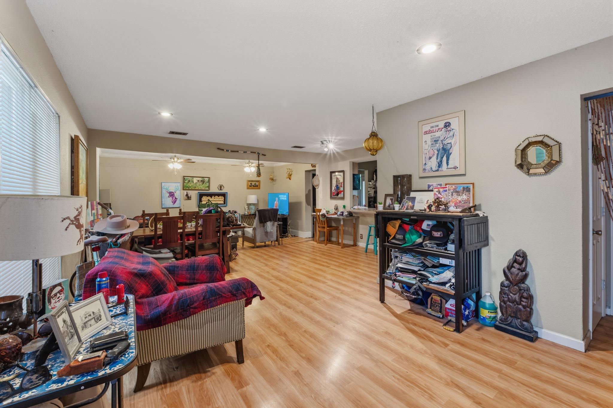 1600 Grayford DR — photo 3