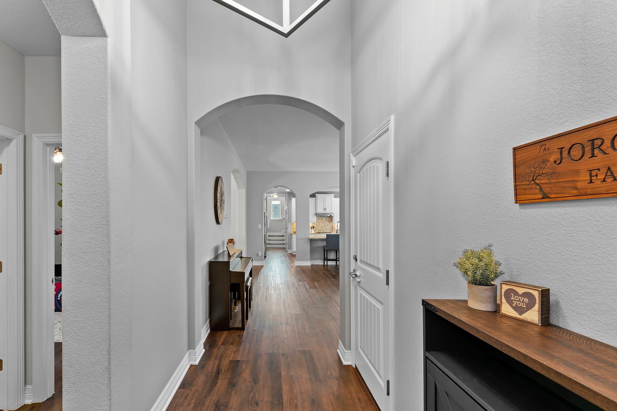 112 Coral Bean WAY — photo 3