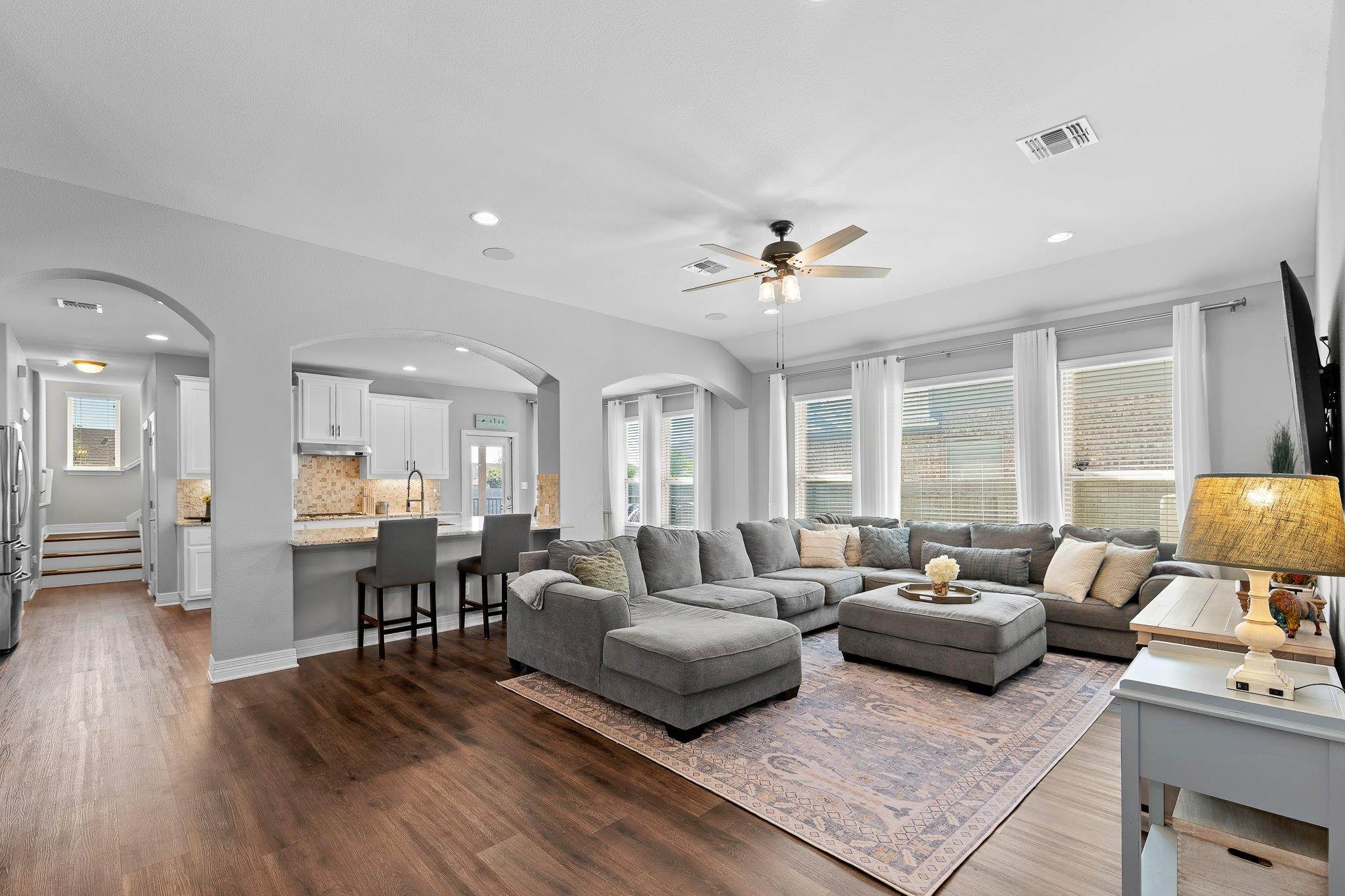 112 Coral Bean WAY — photo 4