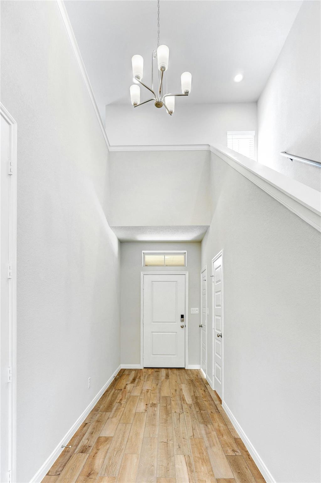 105 Danielson ST — photo 4