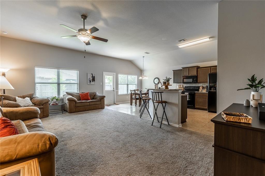 8125 Bridgepointe DR — photo 5