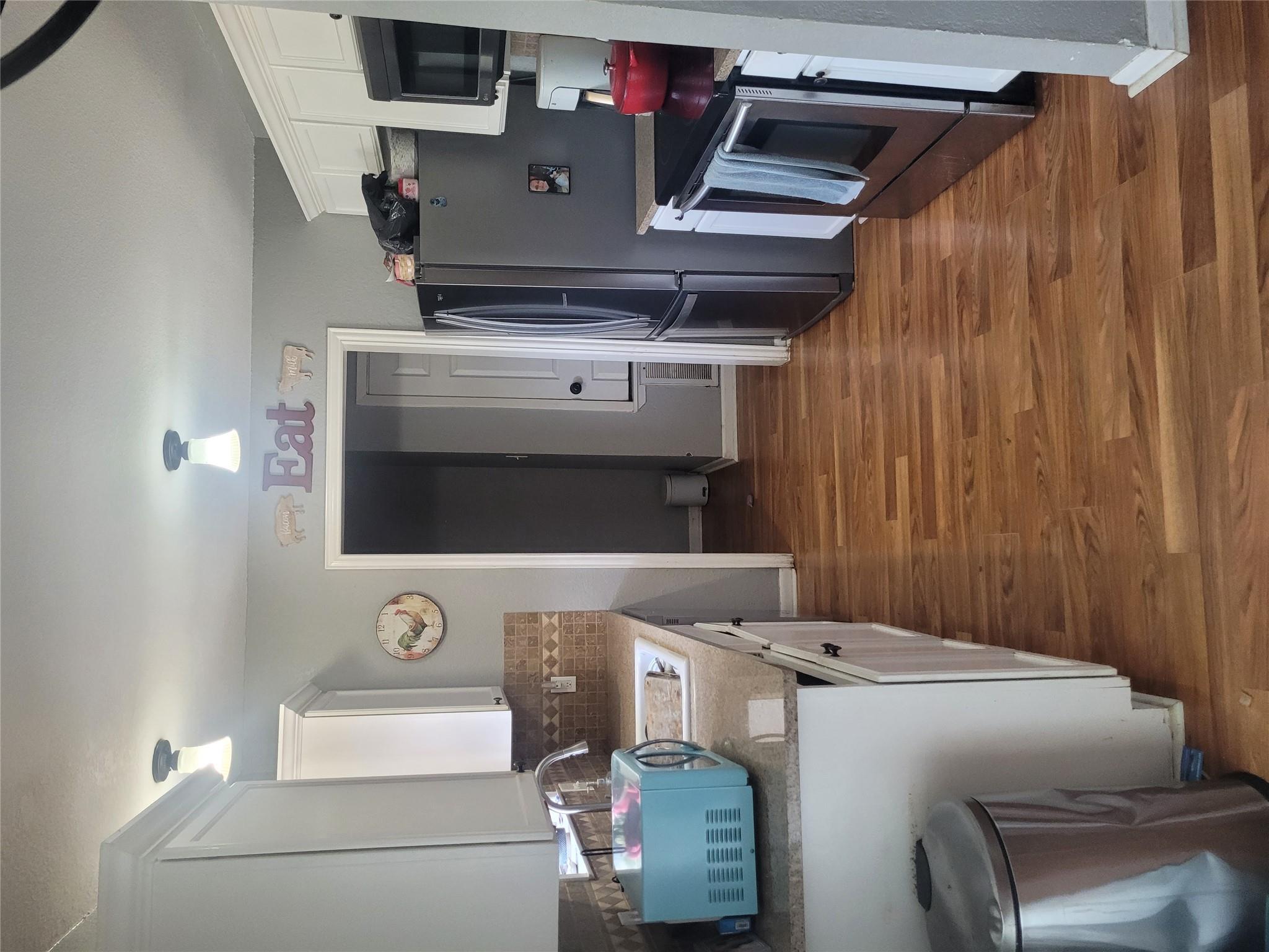 134 Whispering Pines DR — photo 4