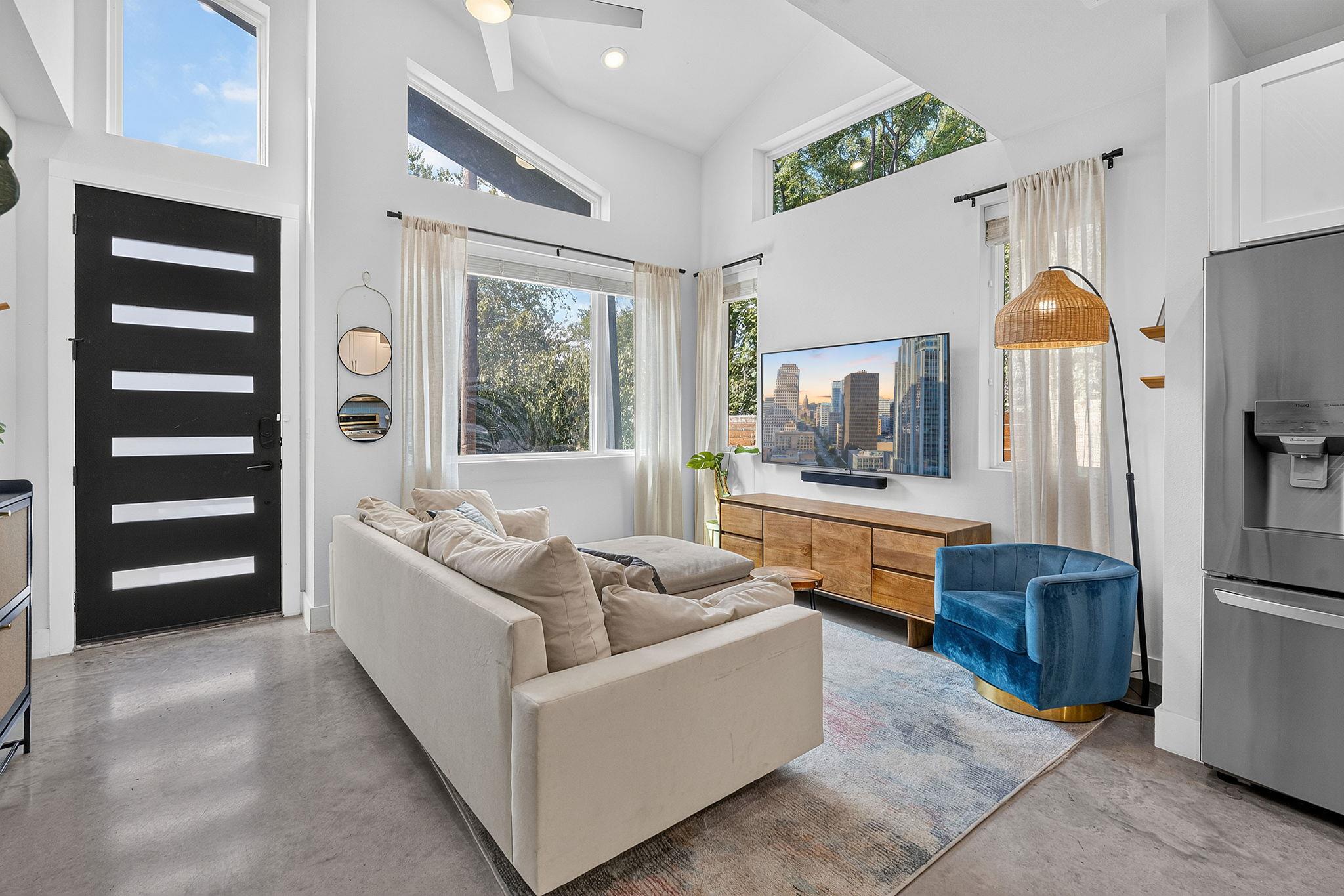 1906 Salina ST #2 — photo 4