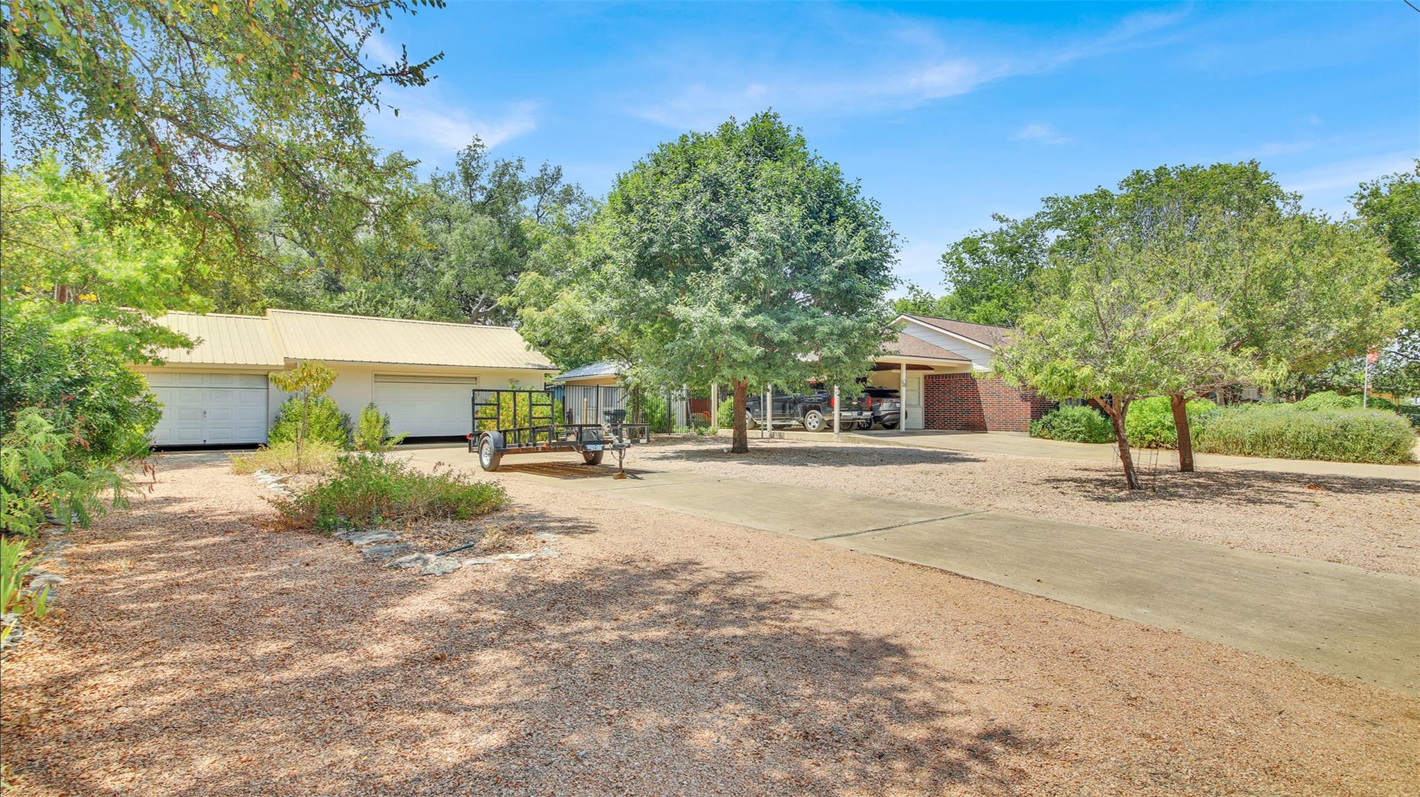 107 Taylor DR — photo 3