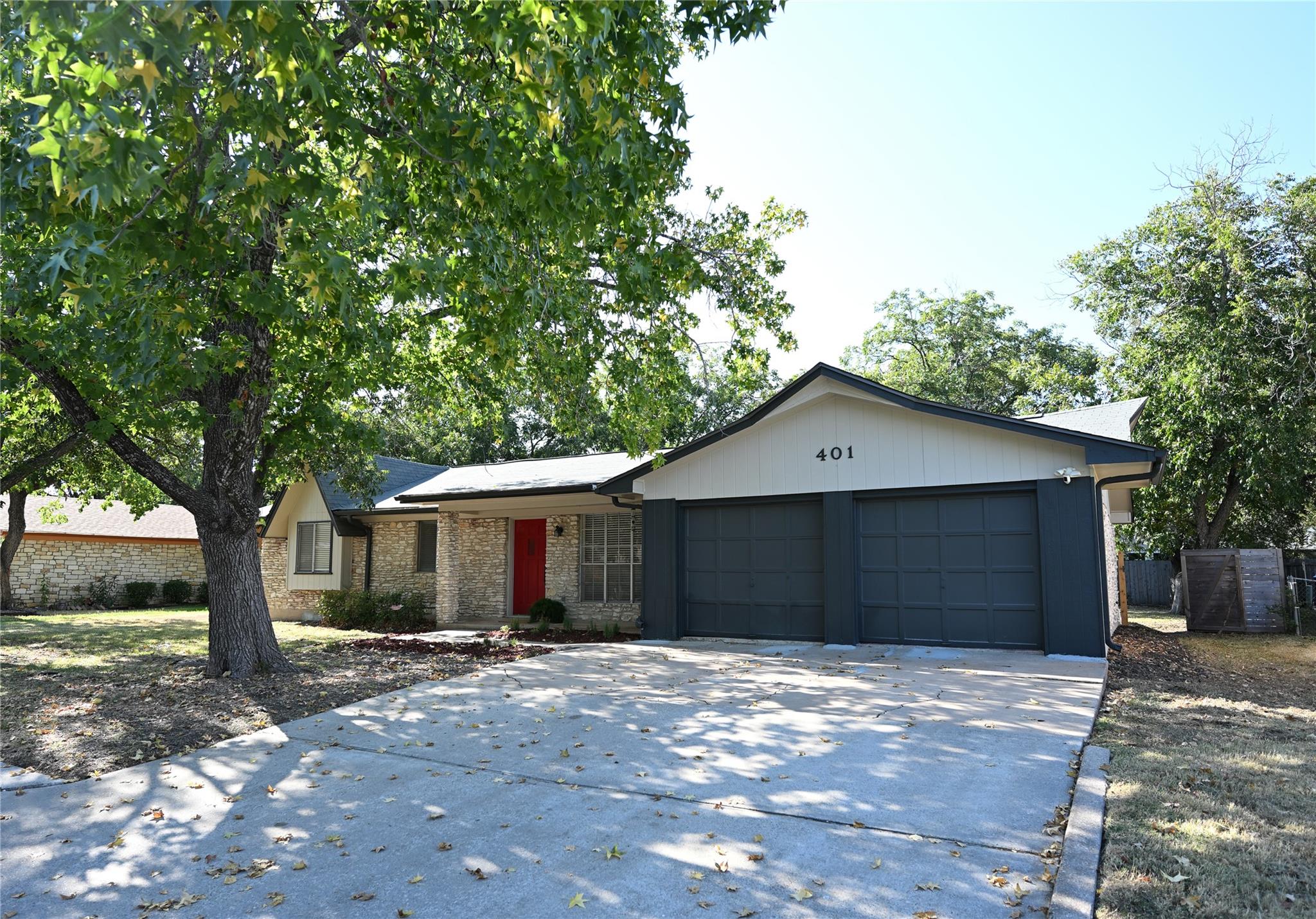 401 Dove Creek DR — photo 3