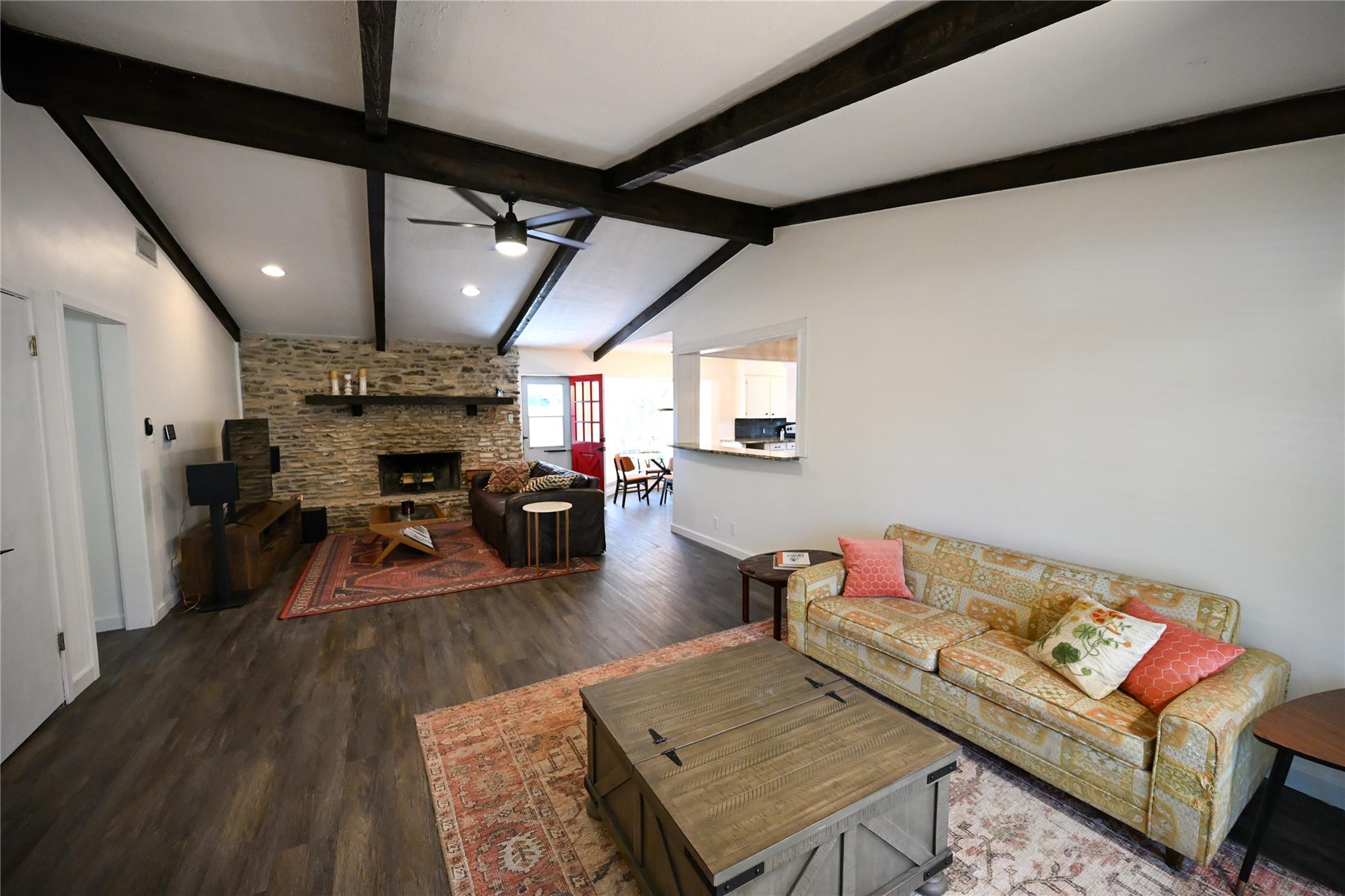 401 Dove Creek DR — photo 5