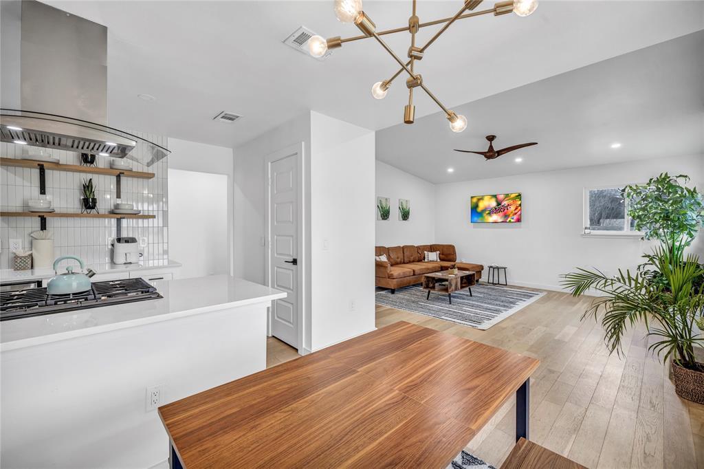 10601 Walnut Bend DR — photo 4