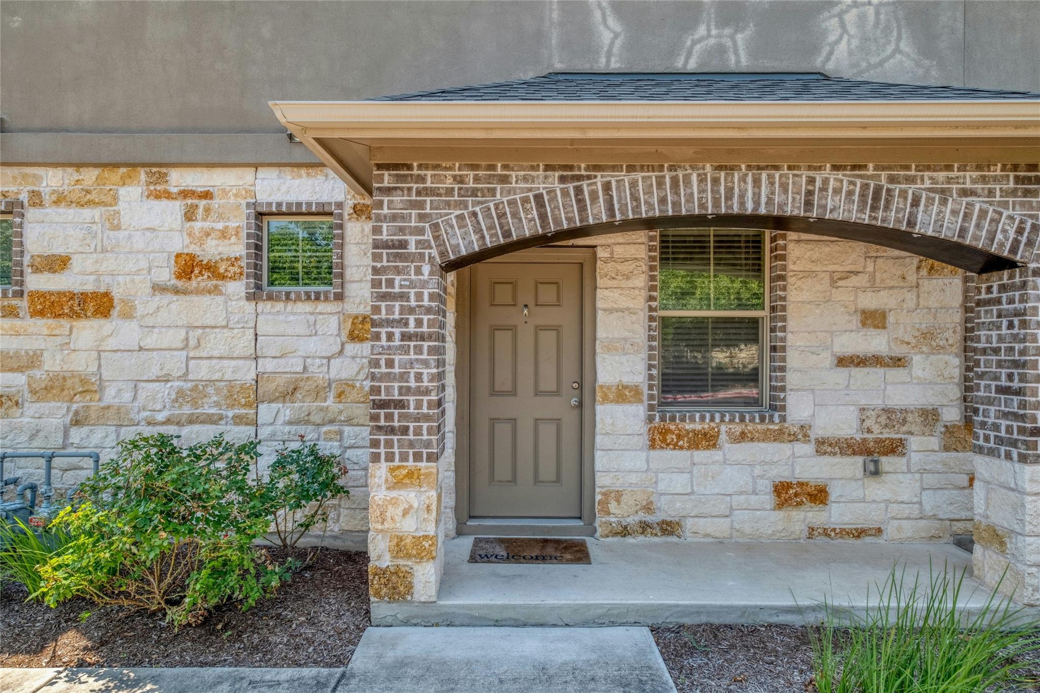 2880 Donnell DR #204 — photo 5