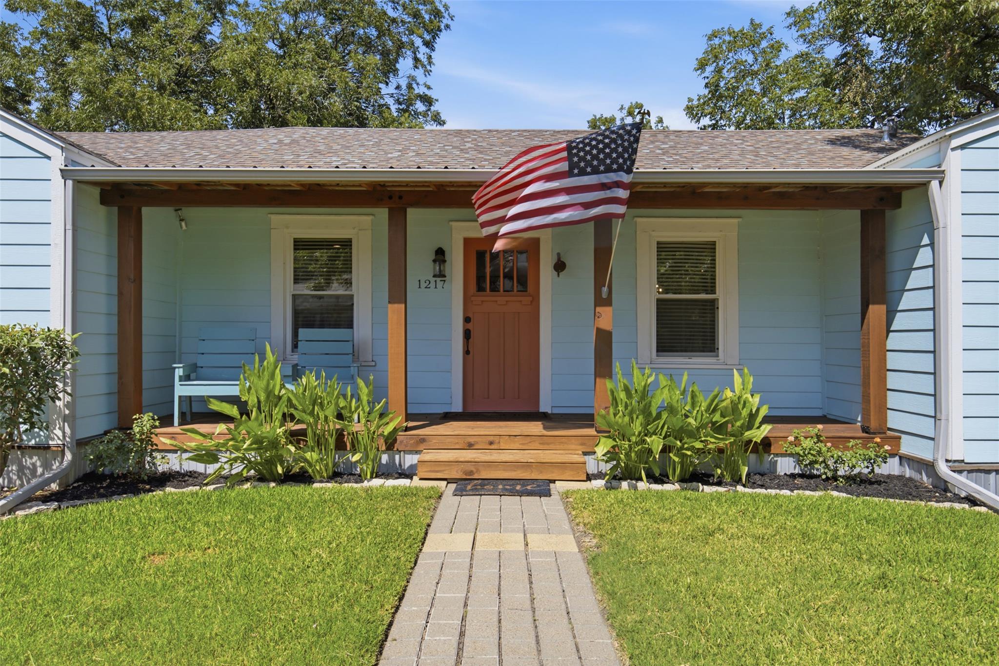 1217 Fairground ST — photo 3