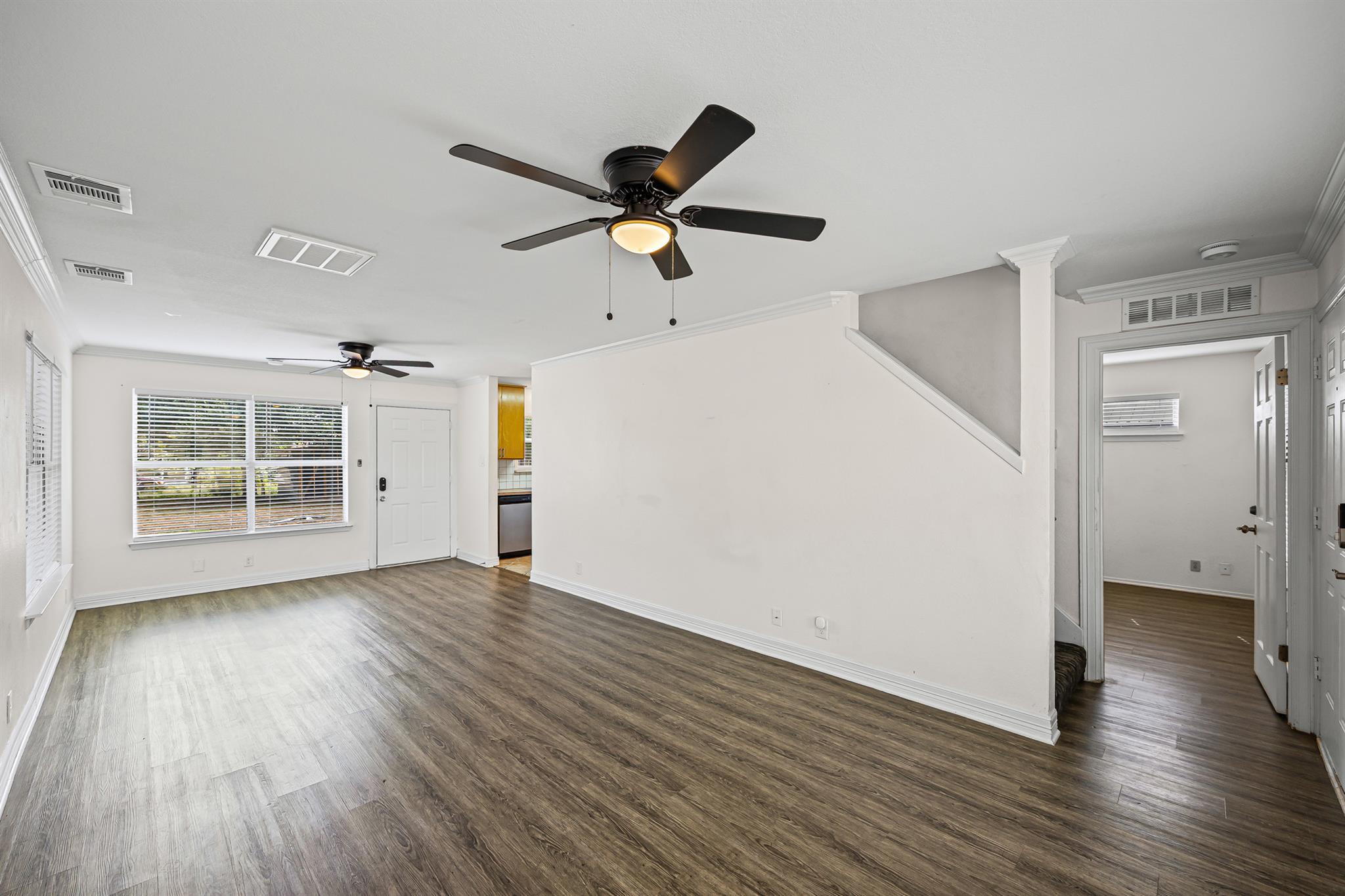300 Blackson Ave — photo 5
