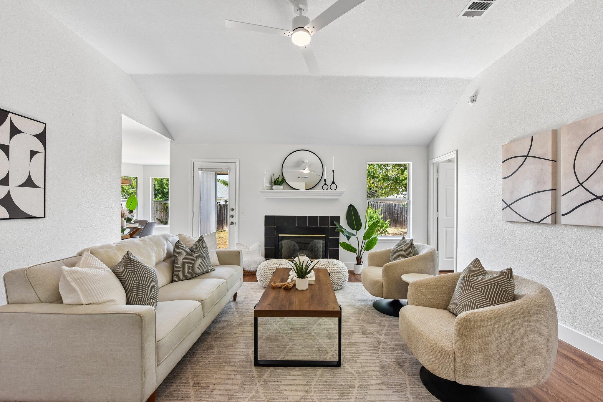 3608 DENEHOE CV — photo 4