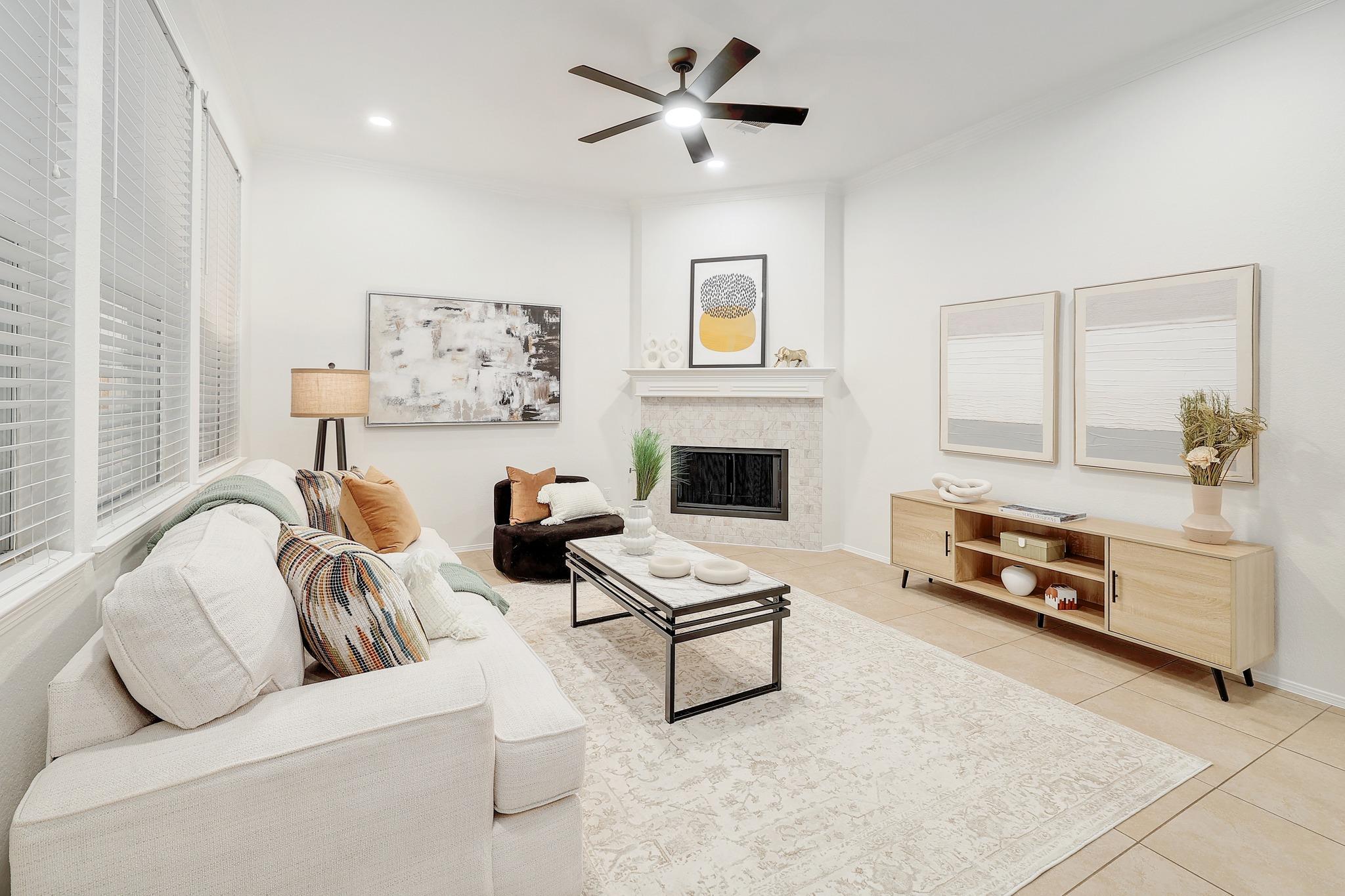10810 Pinkney LN — photo 4