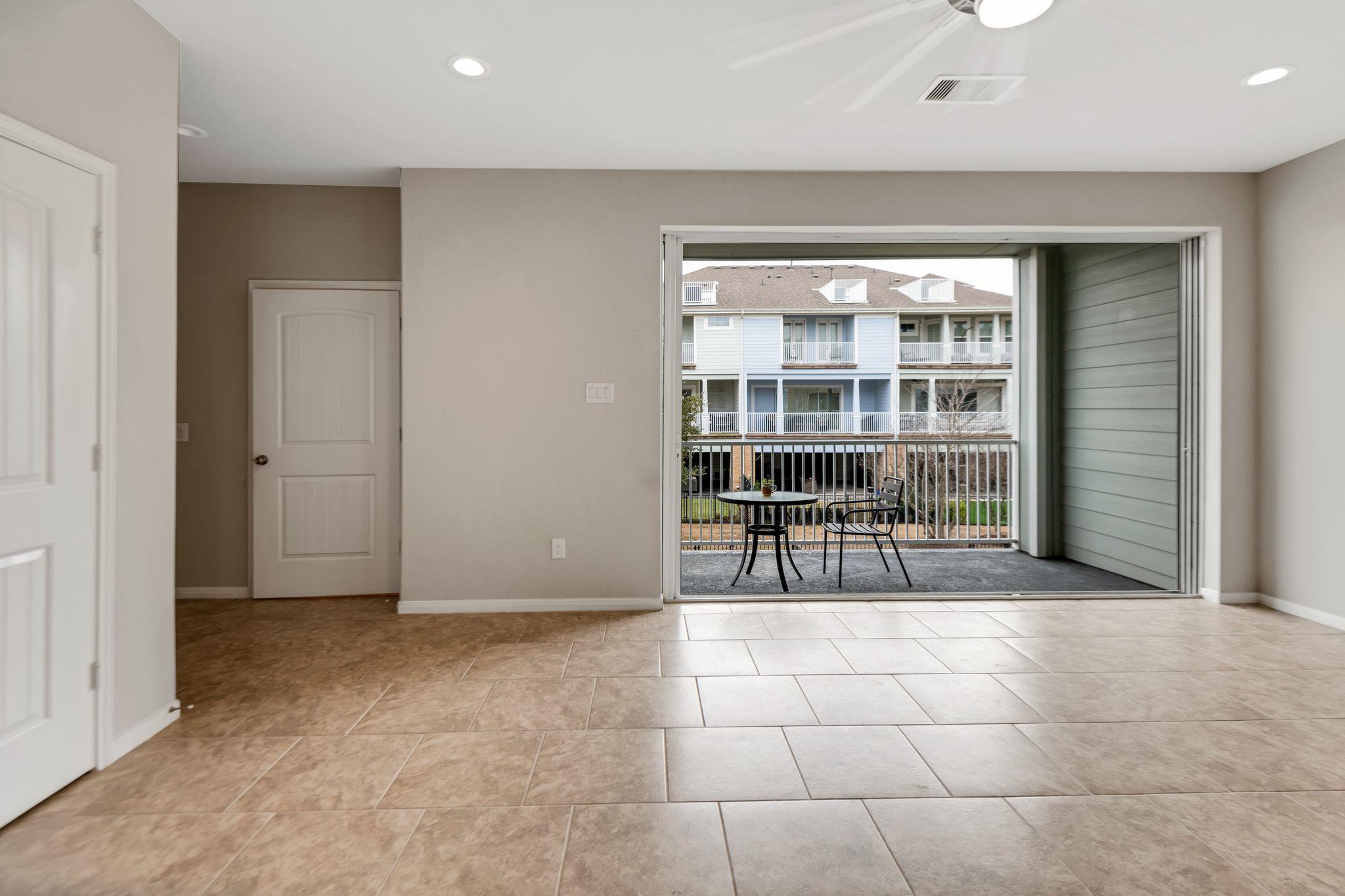 2716 Veranda FLS — photo 4