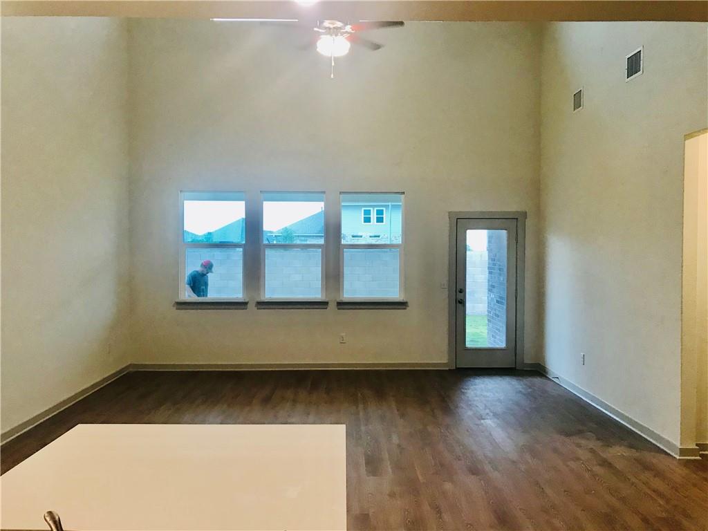 17304 Truffle Falls WAY — photo 4