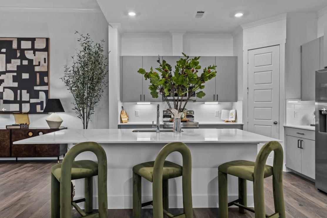 476 Suffield DR #128 — photo 3