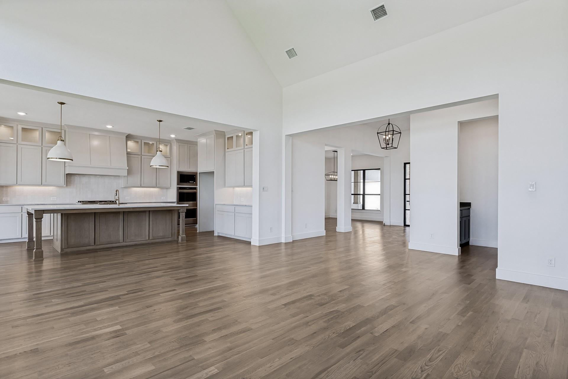 2453 Lineage LN — photo 3