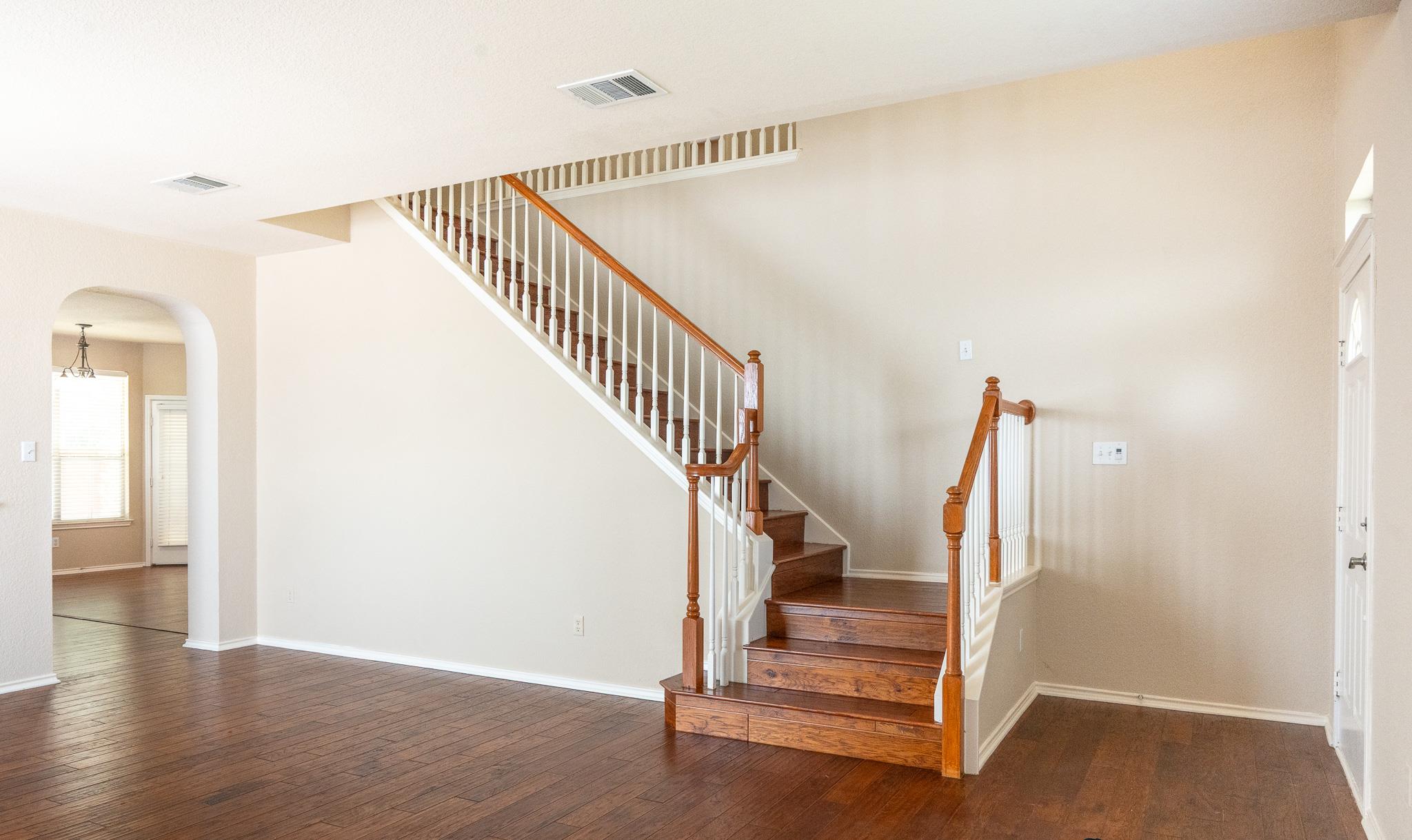 2901 FLEET DR — photo 5
