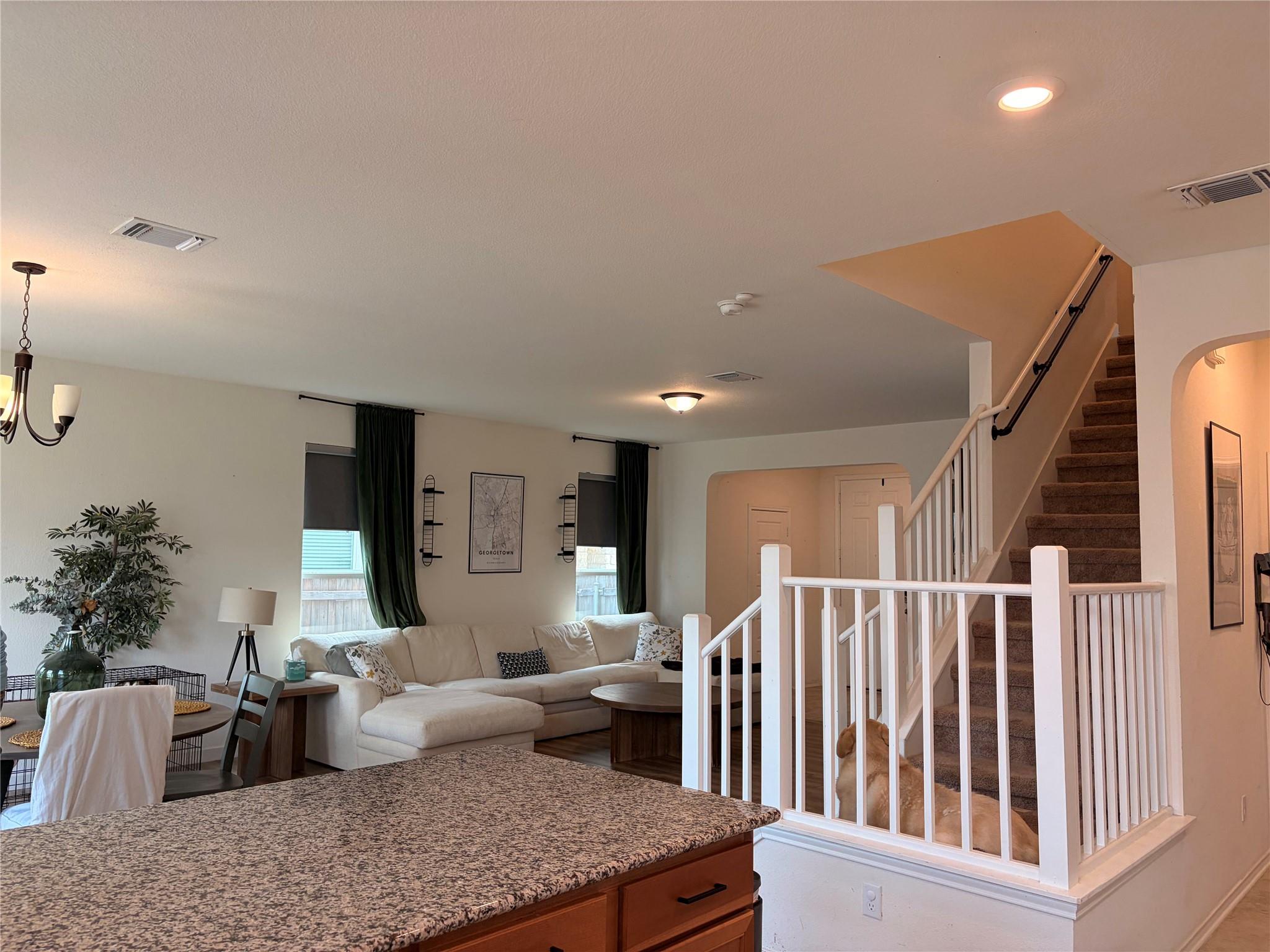 1007 Brambles DR — photo 3