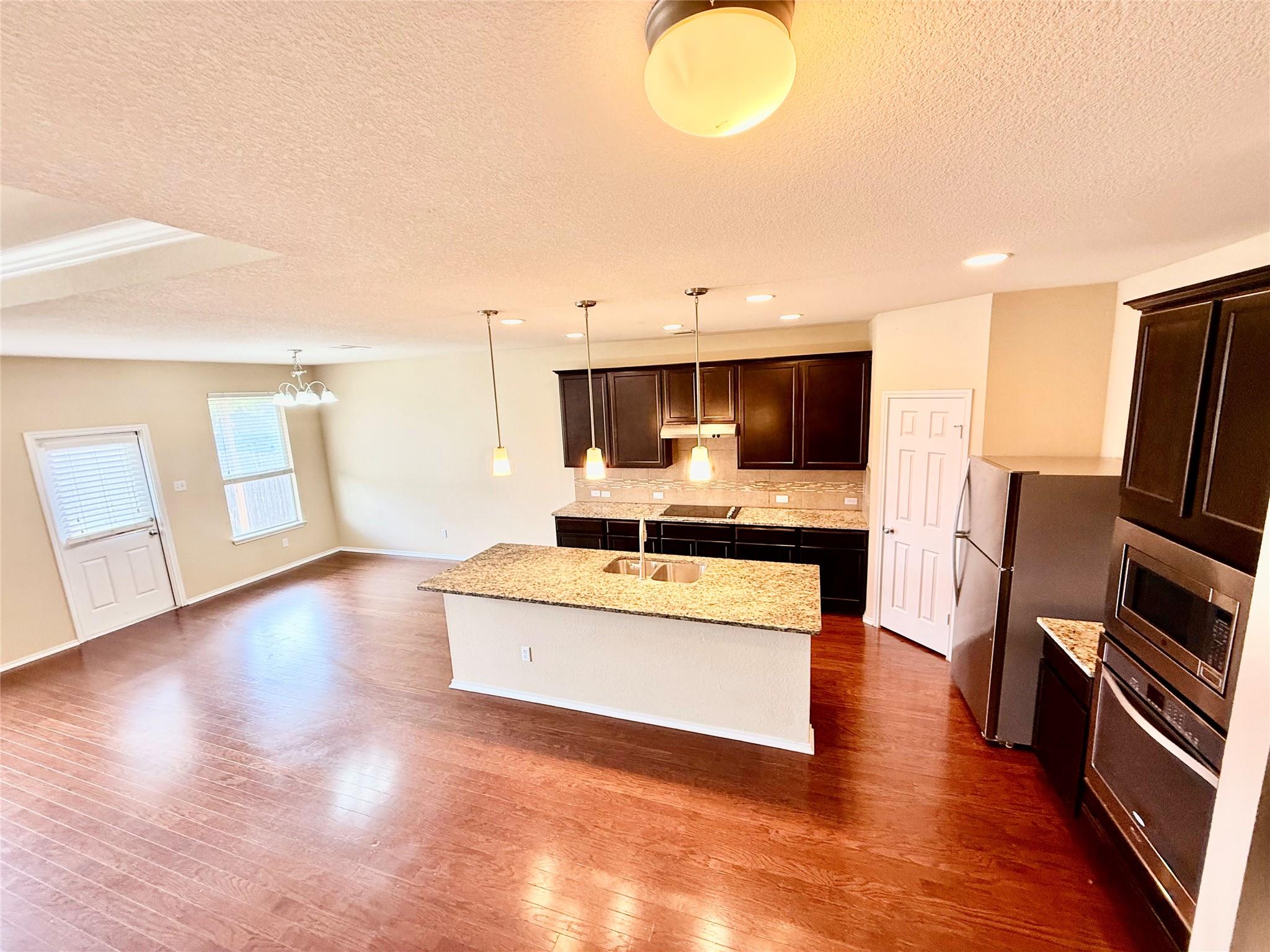 1223 Daffodil DR — photo 5