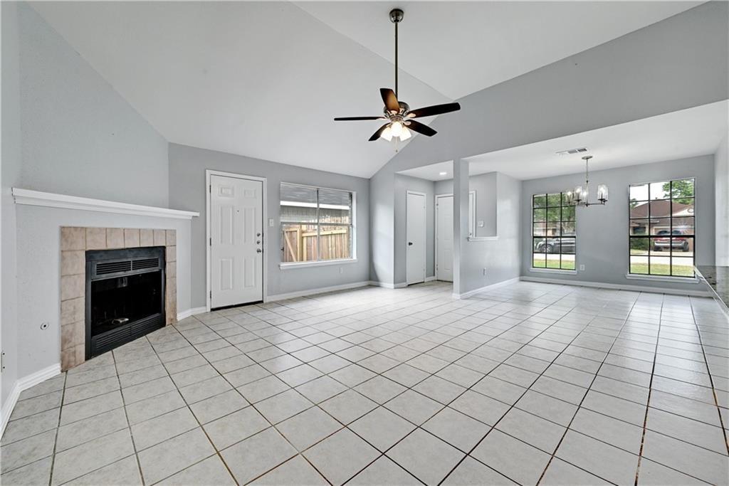 14304 Vandever ST — photo 4