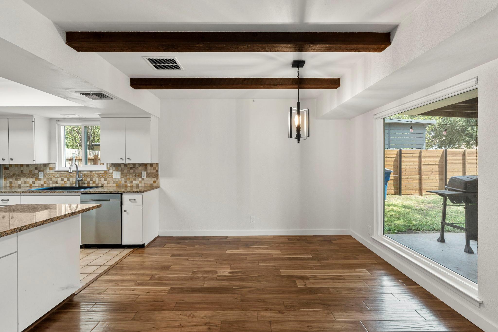 10603 Parkfield DR — photo 4