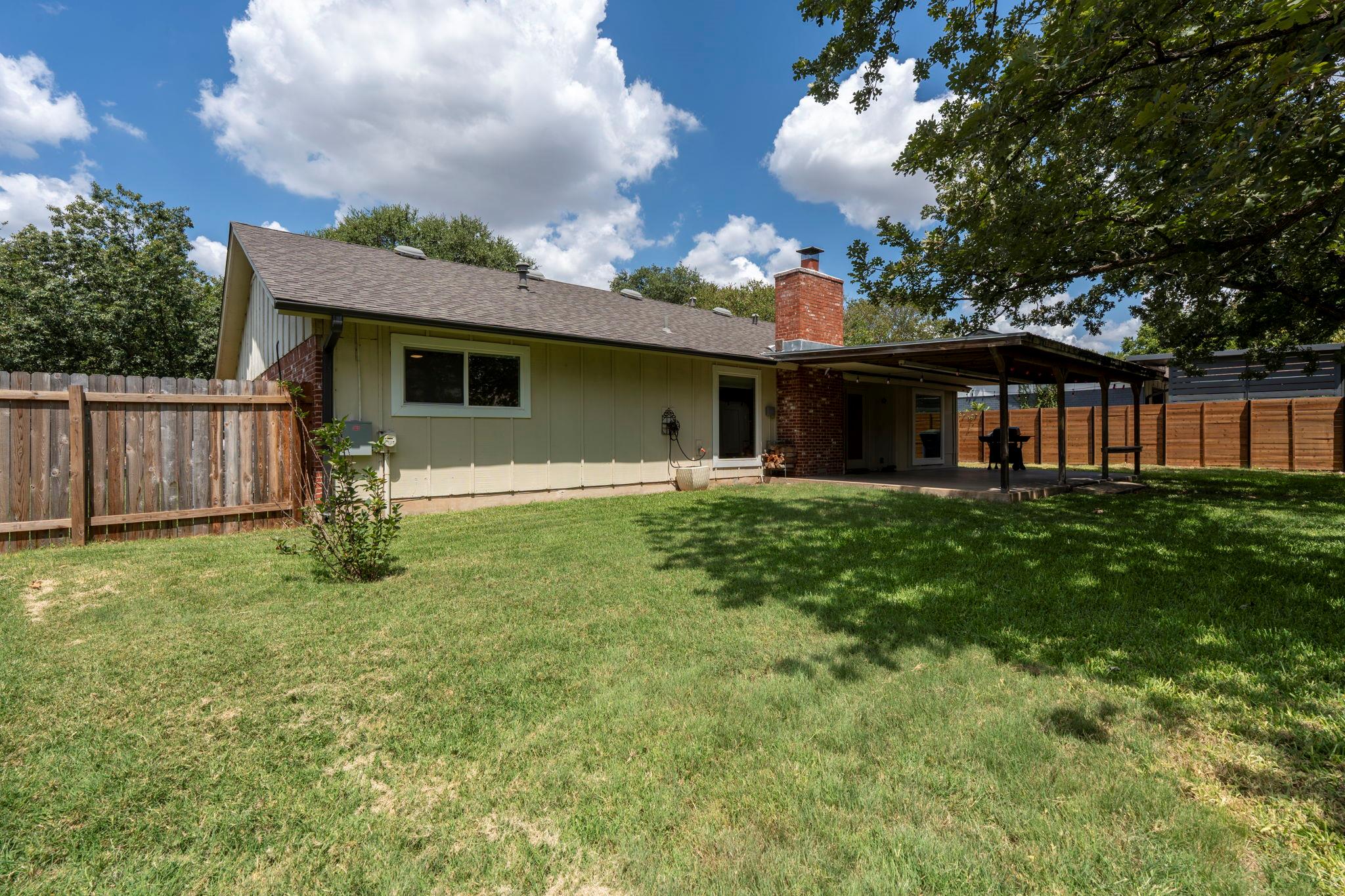 10603 Parkfield DR — photo 5